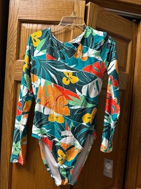 Vince Camuto Teal Multicolor Tropical Long-Sleeve One-Piece Swimsuit